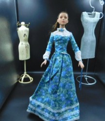 16" TONNER JULIA DOLL 1840S STYLING LONG BLUE FLIRTATIOUS FLORAL DRESS, SHOES